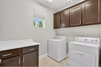 211 Rochdale Street, Roseville, CA 95661 - Photo 29