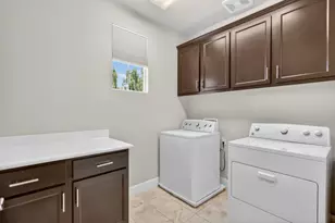 211 Rochdale St, Roseville, CA 95661 - Photo 29