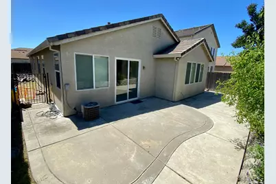 390 Greg Thatch Circle, Sacramento, CA 95835 - Photo 5