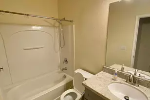390 Greg Thatch Cir, Sacramento, CA 95835 - Photo 15