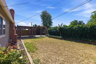 6406 Templeton Dr, Carmichael, CA 95608 - Photo 19
