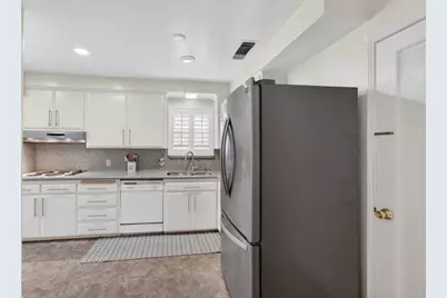 2349 Anita Avenue, Sacramento, CA 95822 - Photo 15