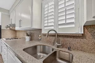2349 Anita Ave, Sacramento, CA 95822 - Photo 17
