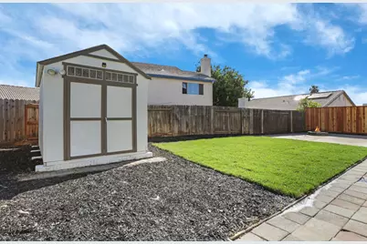 1927 Grove Court, Tracy, CA 95376 - Photo 33