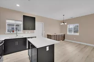4581 Meadow Way, Olivehurst, CA 95961 - Photo 15