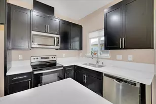4581 Meadow Way, Olivehurst, CA 95961 - Photo 17