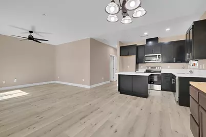 4581 Meadow Way, Olivehurst, CA 95961 - Photo 11