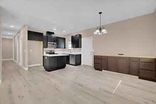 4581 Meadow Way, Olivehurst, CA 95961 - Photo 9