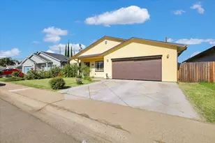 4581 Meadow Way, Olivehurst, CA 95961 - Photo 3