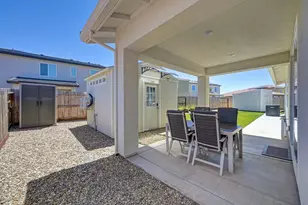 8229 Poppy Rdg Cir, Elk Grove, CA 95757 - Photo 47