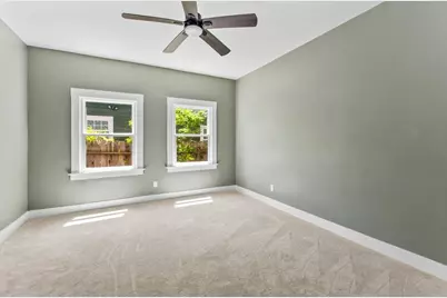 1045 35th Street, Sacramento, CA 95816 - Photo 25