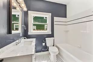 1045 35th St, Sacramento, CA 95816 - Photo 21