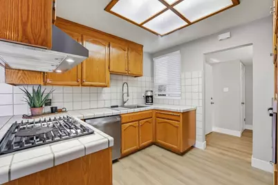 1217 Bellingham Drive, San Jose, CA 95121 - Photo 11