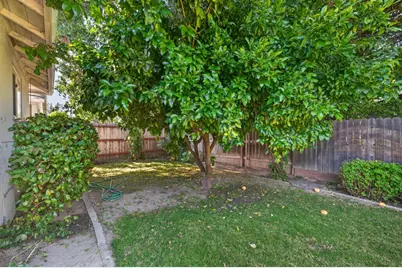 4274 Warren Avenue, Sacramento, CA 95822 - Photo 37