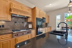 8484 Cobble Creek Ln, Orangevale, CA 95662 - Photo 13