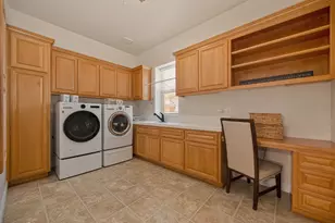 8484 Cobble Creek Ln, Orangevale, CA 95662 - Photo 27