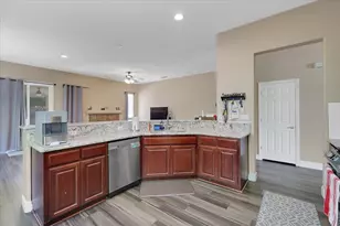 1254 Jewelflower St, Olivehurst, CA 95961 - Photo 31