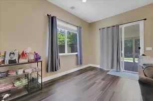 1254 Jewelflower St, Olivehurst, CA 95961 - Photo 27
