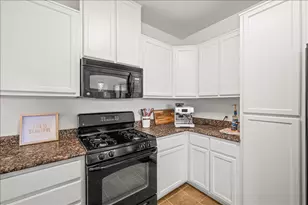 600 Moon Cir, Folsom, CA 95630 - Photo 13
