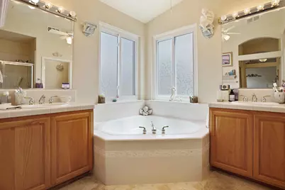 9312 Willow Pond Circle, Elk Grove, CA 95624 - Photo 51