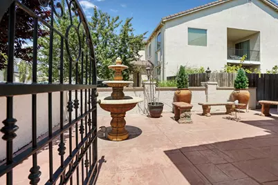 9312 Willow Pond Circle, Elk Grove, CA 95624 - Photo 5
