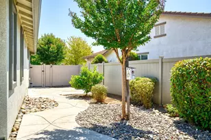 2379 Belle Glade Ln, Manteca, CA 95336 - Photo 35