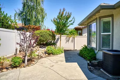 2379 Belle Glade Lane, Manteca, CA 95336 - Photo 37