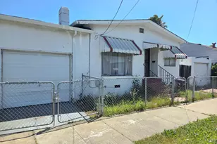 8106 Holly St, Oakland, CA 94621 - Photo 3