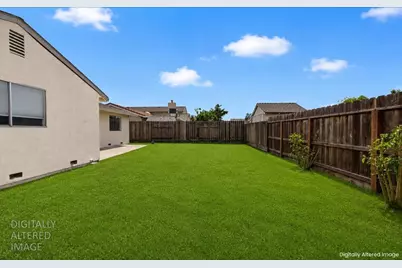 1105 W Tuolumne Road, Turlock, CA 95382 - Photo 23