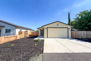 1527 9th Ave, Olivehurst, CA 95961 - Photo 1