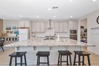 9960 Ted Kolb Way, Elk Grove, CA 95624 - Photo 5
