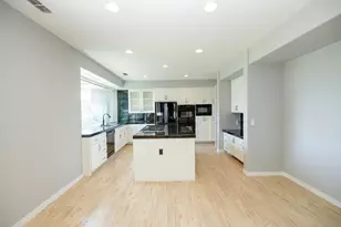 9516 Golf Course Ln, Elk Grove, CA 95758 - Photo 33