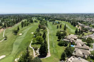9516 Golf Course Ln, Elk Grove, CA 95758 - Photo 11