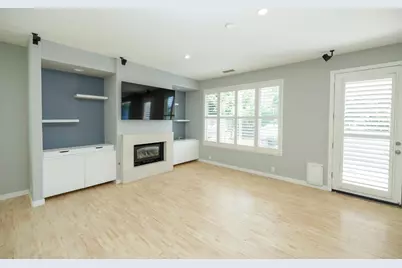 9516 Golf Course Lane, Elk Grove, CA 95758 - Photo 29