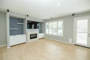 9516 Golf Course Ln, Elk Grove, CA 95758 - Photo 29