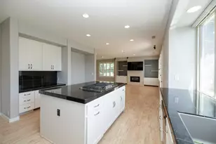 9516 Golf Course Ln, Elk Grove, CA 95758 - Photo 39