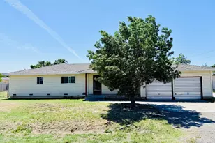 1946 16th St, Olivehurst, CA 95961 - Photo 1