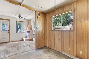 10883 Pine Hill Dr, Grass Valley, CA 95945 - Photo 9