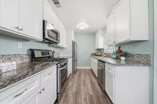 2865 26th Ave, Sacramento, CA 95820 - Photo 11