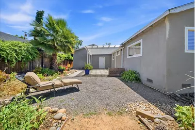 2865 26th Avenue, Sacramento, CA 95820 - Photo 29