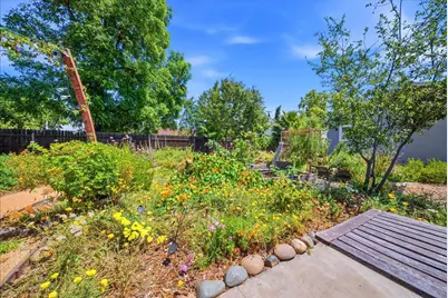 2865 26th Avenue, Sacramento, CA 95820 - Photo 33