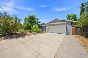 2865 26th Ave, Sacramento, CA 95820 - Photo 1