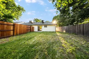 5550 E Knoll Dr, Fair Oaks, CA 95628 - Photo 31