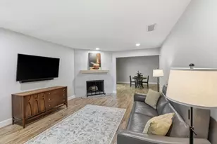 7997 La Riviera Dr, Sacramento, CA 95826 - Photo 7