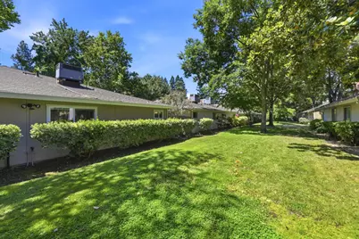 7997 La Riviera Drive, Sacramento, CA 95826 - Photo 29