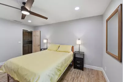 7997 La Riviera Drive, Sacramento, CA 95826 - Photo 19