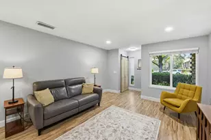 7997 La Riviera Dr, Sacramento, CA 95826 - Photo 5