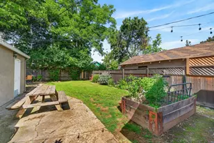 3424 45th St, Sacramento, CA 95820 - Photo 29
