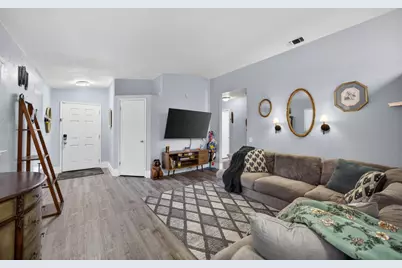 137 Majorca Circle, Sacramento, CA 95823 - Photo 7