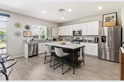 8256 Schellhous Drive, Roseville, CA 95747 - Photo 9